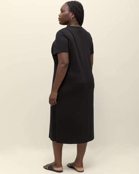 Black Crewneck Column Midi Dress