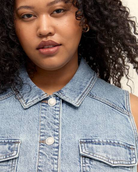Buttoned-Down Cropped Denim Vest - d/C JEANS