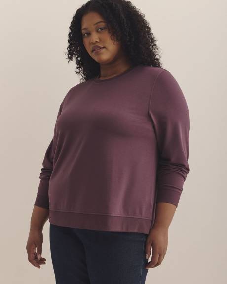 Boyfriend-Fit Crewneck Sweatshirt - PENN. Essentials