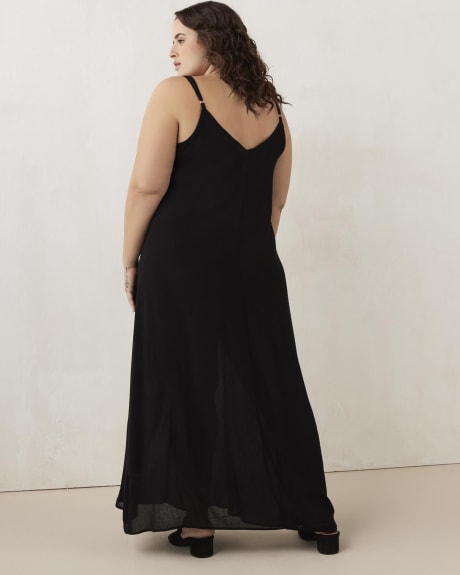 Maxi Solid Sleeveless Dress
