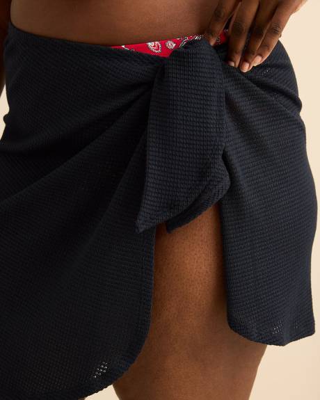 Jupe par&eacute;o couvre-maillot noire en crochet