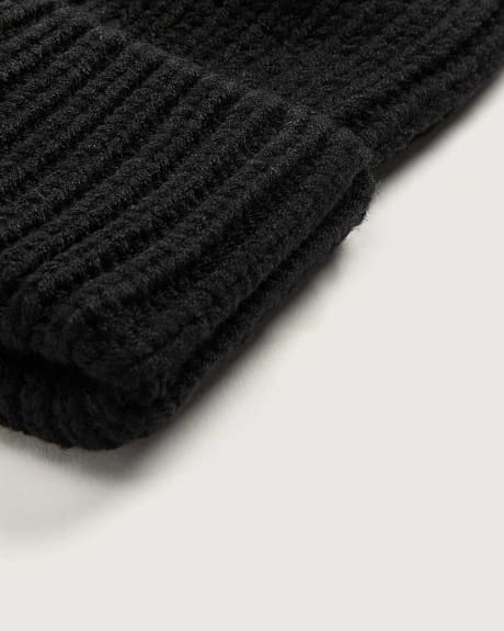 Knitted Acrylic Beanie - In Every Story