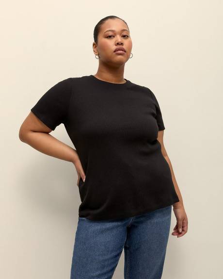 Curvy-Fit Ribbed Crewneck Tee - PENN. Essentials