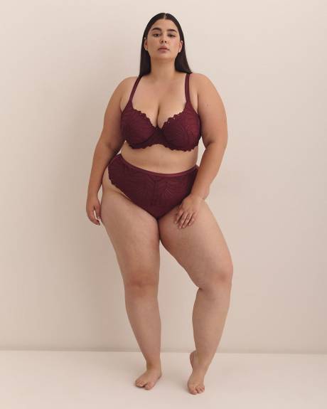 Lace and Mesh Thong - Déesse Collection