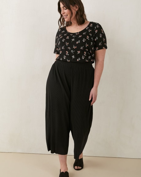 Modern Fit Short Sleeve Scoop Neck Tee, Printed - In Every Story