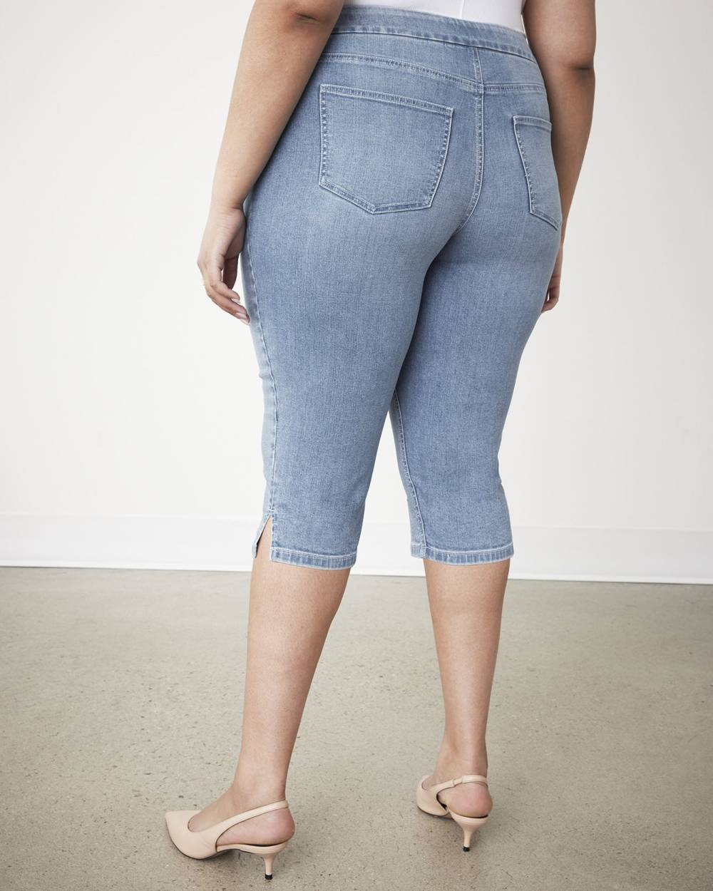 Jean capri pants hotsell