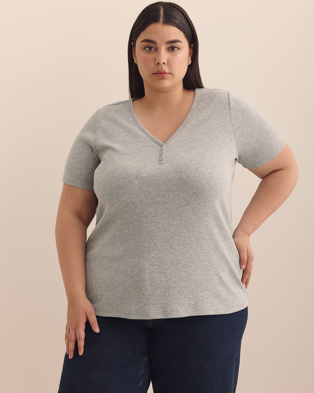 Girlfriend-Fit V-Neck Ribbed Tee - PENN. Essentials Girlfriend-Fit V-Neck Ribbed Tee - PENN. Essentials