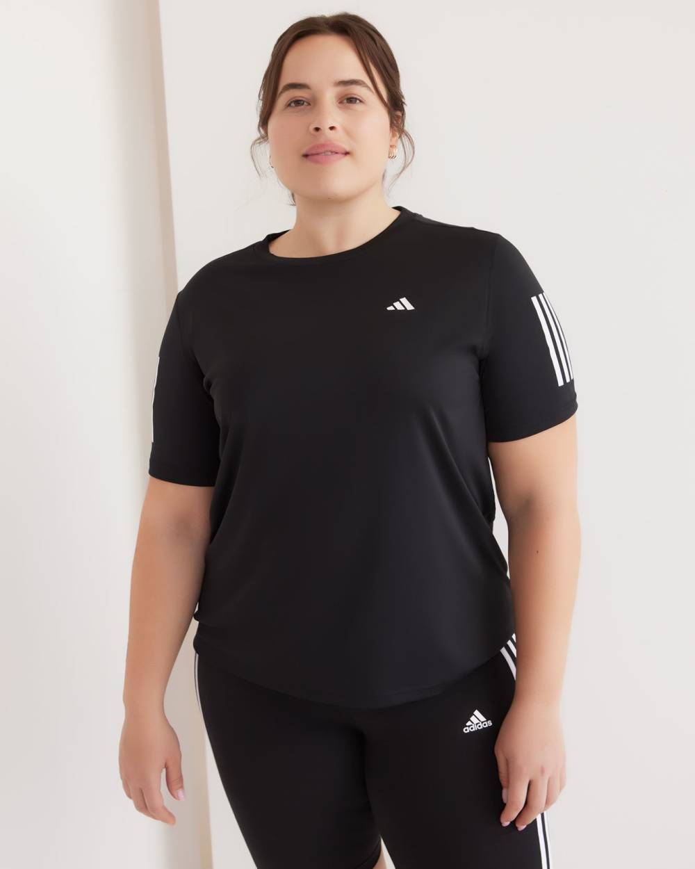 T shirt de course noir tissu responsable adidas Penningtons