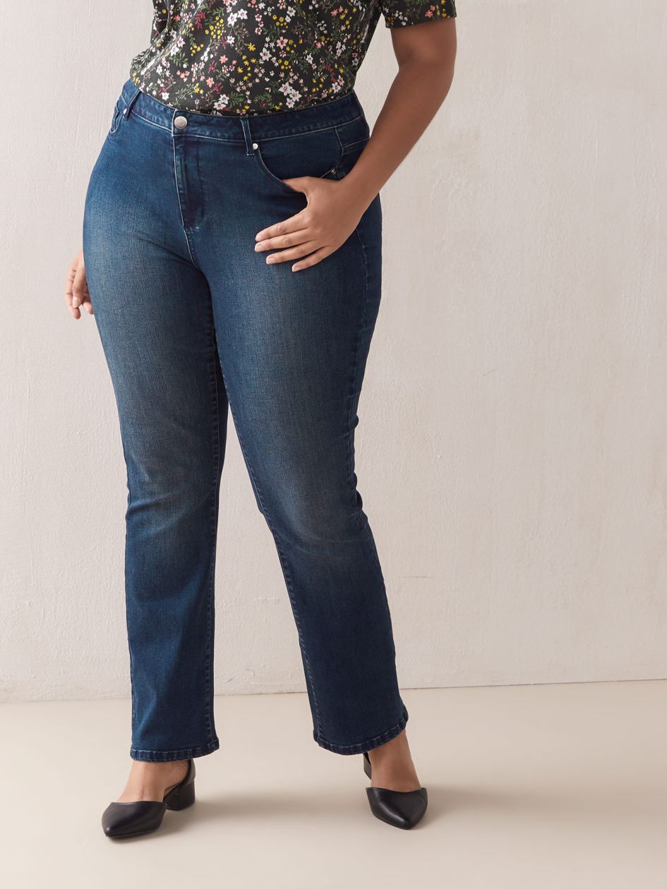 Universal Fit, Tall, Bootcut Jean - d/C JEANS