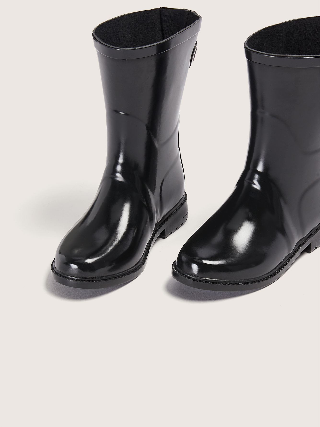 wide rubber boots canada