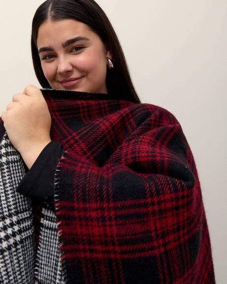 Reversible Prince of Wales Plaid Cape