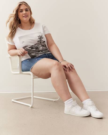 Responsible, Embroidered Denim Shorts, Medium Wash - d/C JEANS