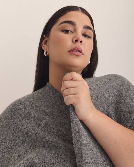Knitted Cape with Pockets