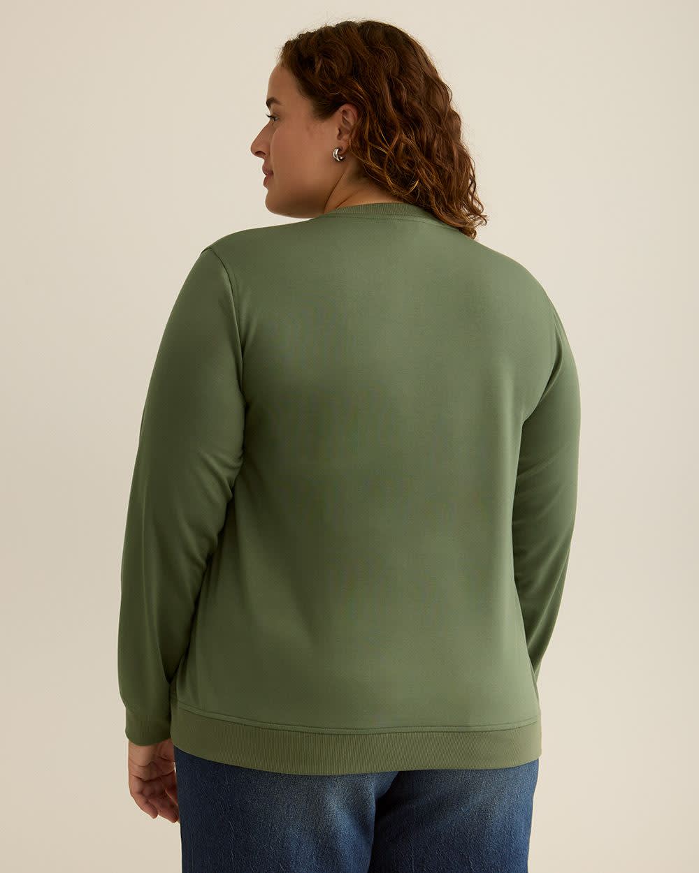 Boyfriend-Fit Crewneck Sweatshirt - PENN. Essentials Boyfriend-Fit Crewneck Sweatshirt - PENN. Essentials