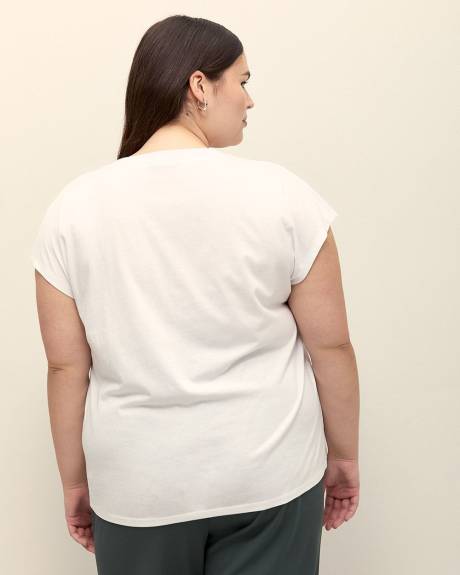 Crewneck T-Shirt - PENN. Essentials