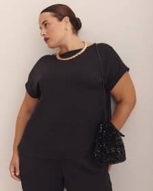 Blouse t-shirt en satin avec encolure bateau