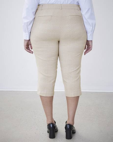 Pantalon capri carreauté, coupe ingénieuse