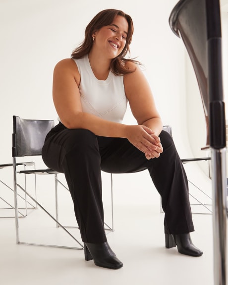 Responsible, Curvy Fit, Solid Straight Leg Pant