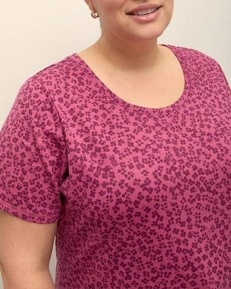 Printed Curvy-Fit Crewneck Tee - PENN. Essentials