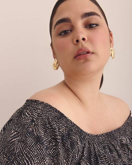 Square Neck with Short Balloon Sleeves Blouse