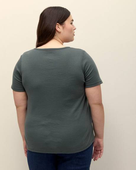 T-shirt avec boutons, coupe girlfriend - Essentiels PENN.
