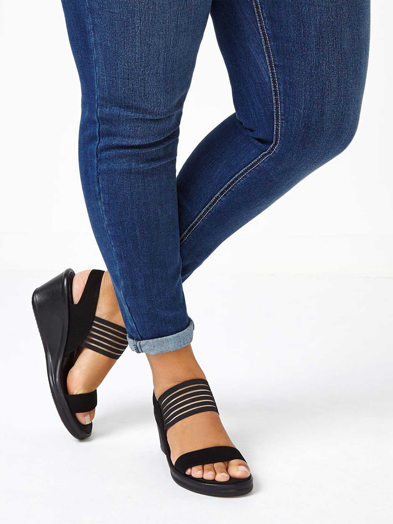 skechers compensees