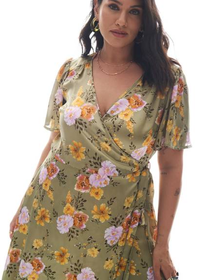 Robe cache-coeur fleurie avec manches à volants - Addition Elle
