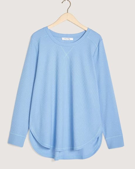 Long-Sleeve Henley Top With Scoop Neck - In Every Story