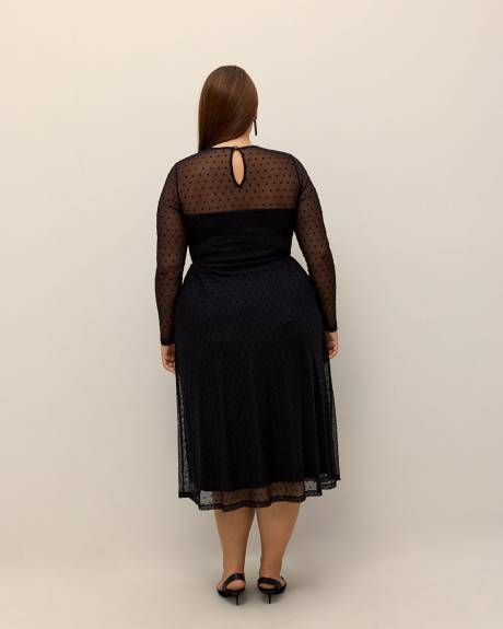 Black Long-Sleeve Sweetheart Midi Dress - Addition Elle