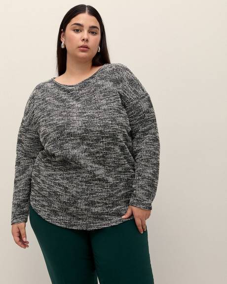 Black and White Dolman-Sleeve Knit Top
