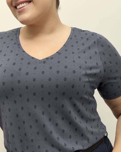 T-shirt à manches courtes et col V, coupe moderne - Essentiels PENN.