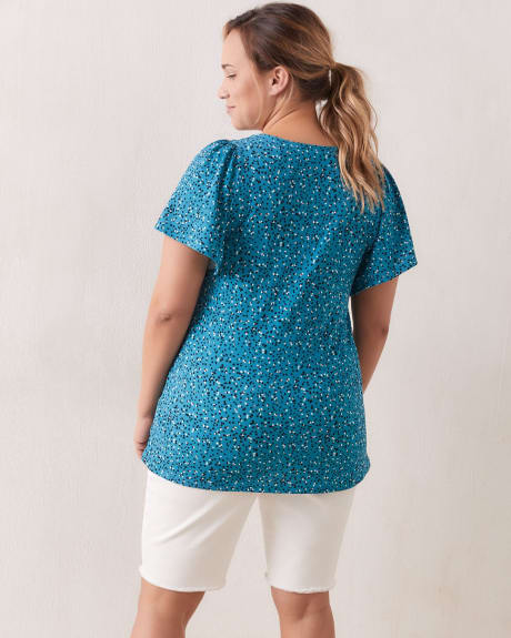 Empire Cut Top With Short Flutter Sleeves - In Every Story
