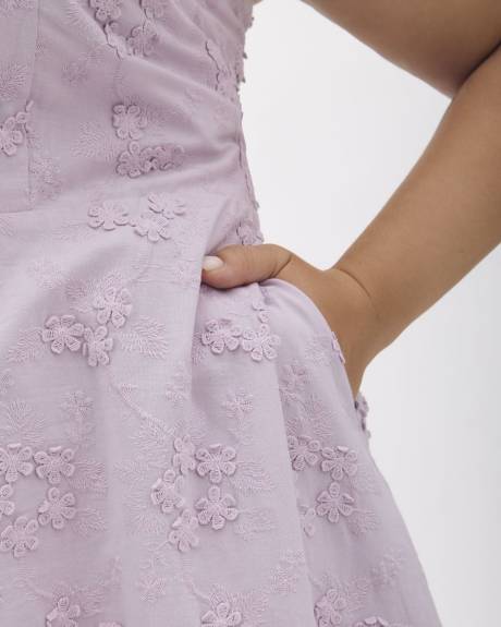 Robe mi-longue brodée, coupe évasée - Addition Elle
