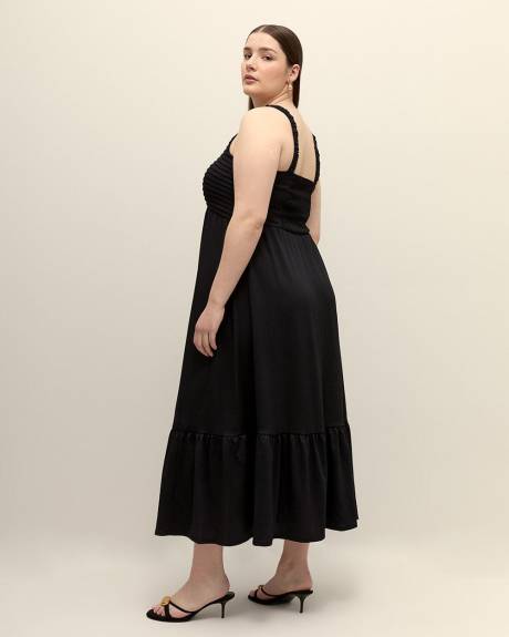 Robe longue plissée sans manches avec dos à smocks - Addition Elle
