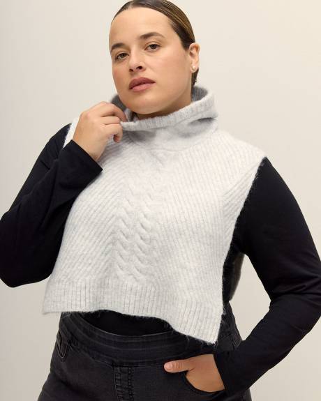 Cache-cou long à capuche en tricot gris