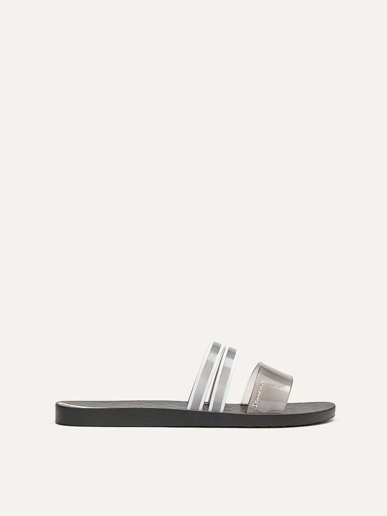 ipanema sandals online