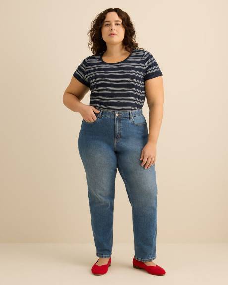 T-shirt imprim&eacute; &agrave; col rond et &agrave; manches courtes, coupe curvy