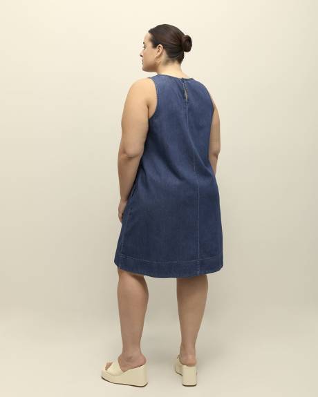 Robe trapèze en denim avec col en V