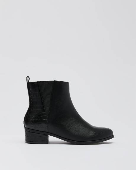 Bottines en cuir synthétique avec texture de crocodile, pied très large