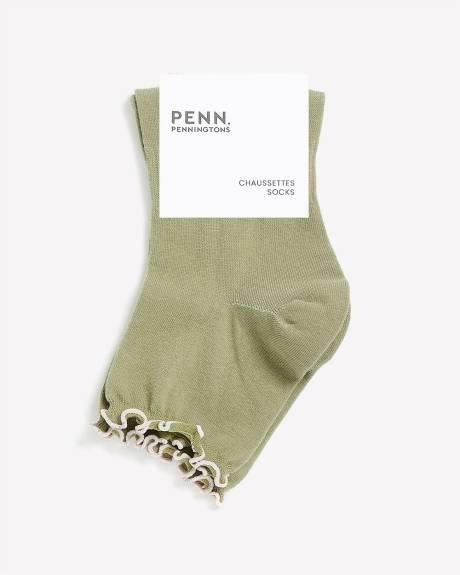 Chaussettes courtes côtelées à bord ondulé