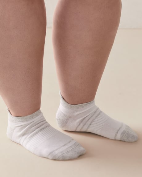 Thin Sport Socks, 3 Pairs - Active Zone