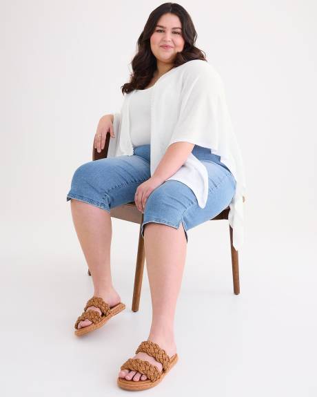 Knitted Cape with Picot Trim