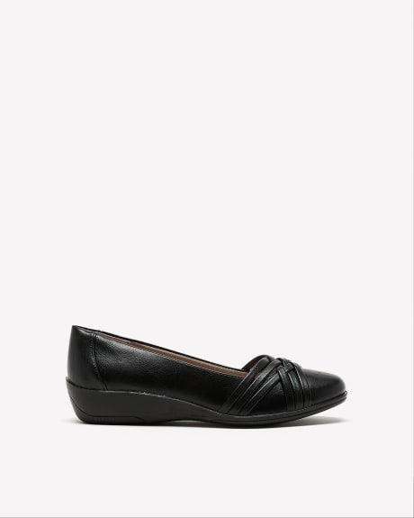 Wide Width, Flat Shoes with Crisscross straps - LifeStride