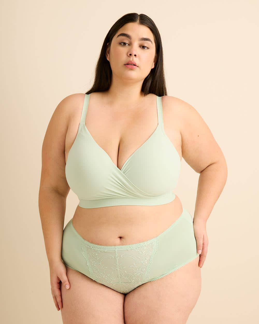 Soutien-gorge de d&eacute;tente rembourr&eacute; textur&eacute; turquoise, sans armatures - D&eacute;esse Collection