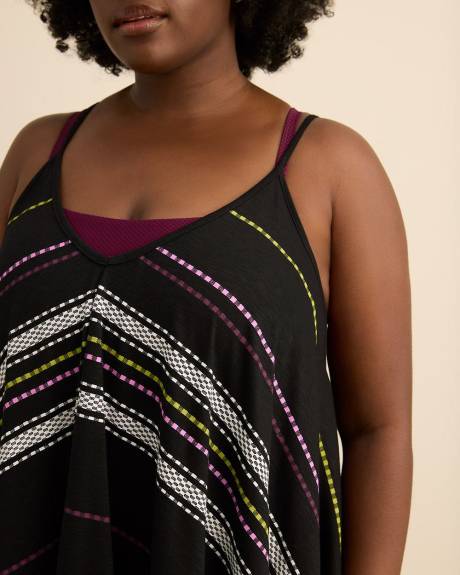 Robe noire cache-maillot &agrave; ourlet asym&eacute;trique