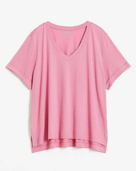 Responsible, Boyfriend-Fit Tee with Slits - PENN. Essentials