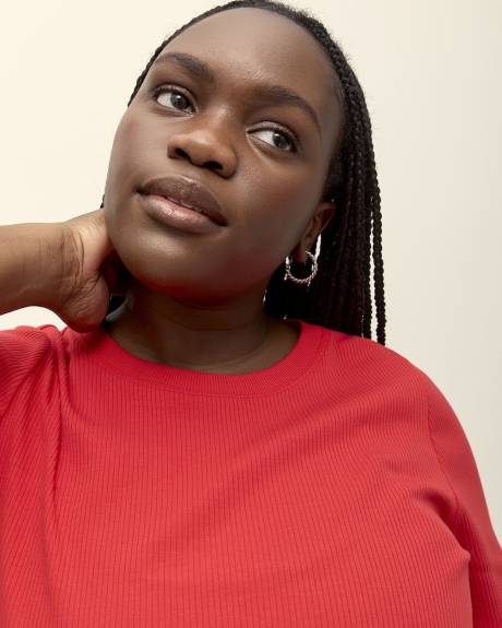 Curvy-Fit Rib Crewneck Tee - PENN. Essentials