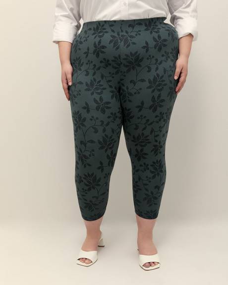 Responsible, Floral Fashion Capri Legging - PENN. Essentials