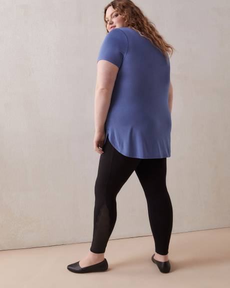 Modern Fit V-Neck Tunic - In Every Story