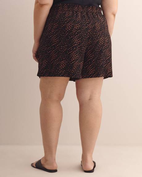 Textured Knit Pull-On Short